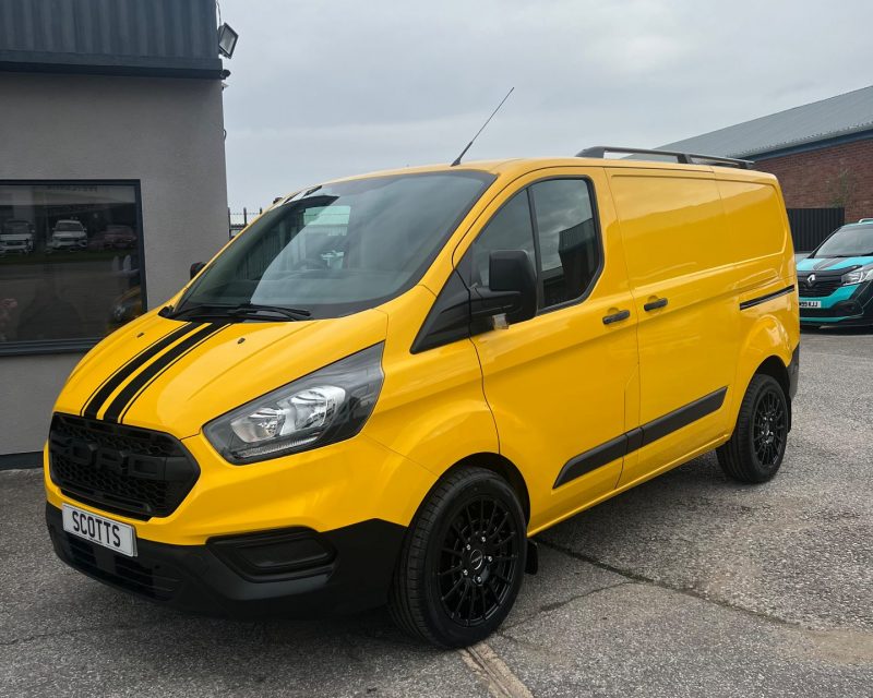 Ford Transit Custom 2.0 EcoBlue SWB