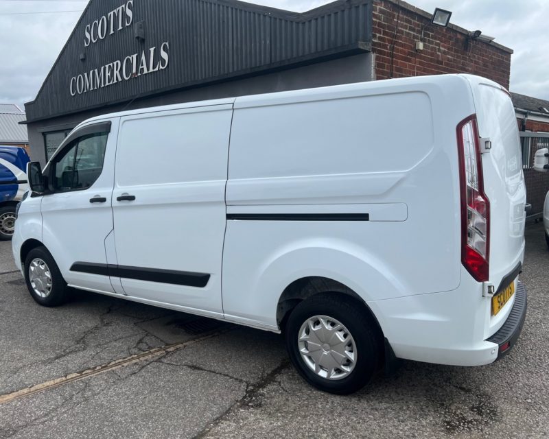 Ford Transit Custom 2.0 EcoBlue 105ps LWB Trend Van