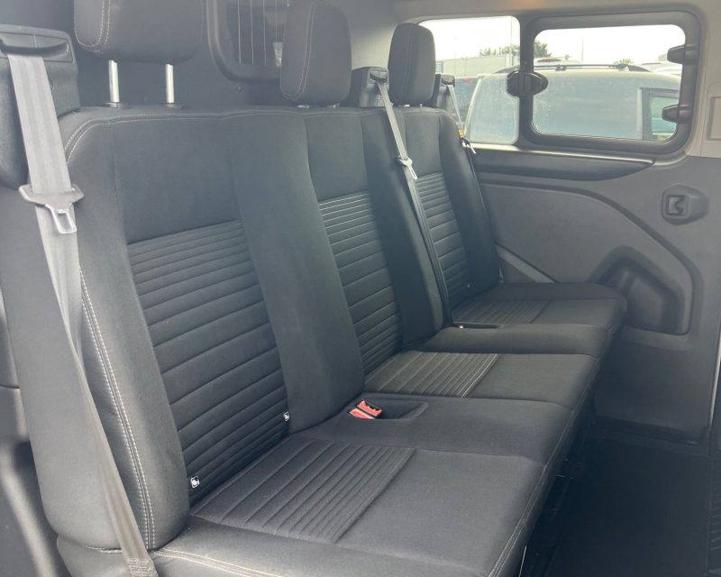 Ford Transit Custom 2.0 EcoBlue 130ps CrewVan Limited LWB Van