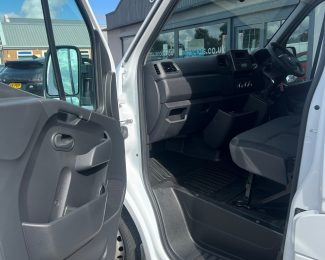 Vauxhall Movano 2.3 Turbo D 135ps L3H2