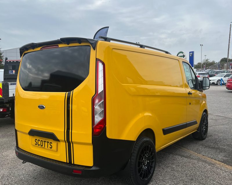 Ford Transit Custom 2.0 EcoBlue SWB