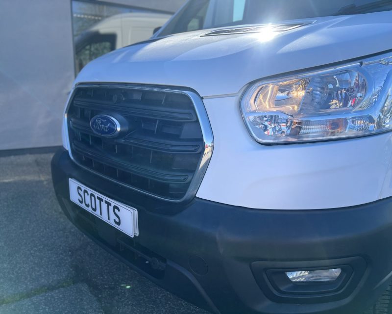 Ford Transit 350 2.0 EcoBlue Trend 130ps L3H2