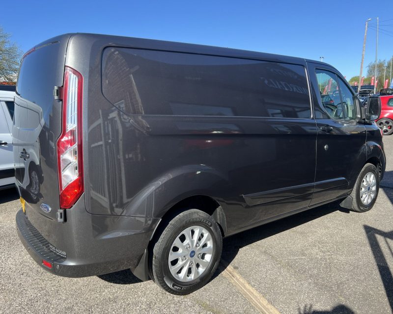 Ford Transit Custom 2.0 EcoBlue 130ps Limited SWB