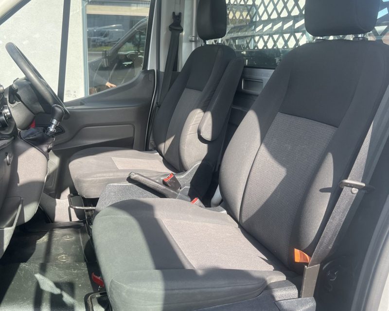 Ford Transit 350 130ps Single Cab 14’ Body with TailLift