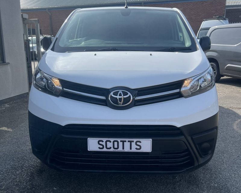 Toyota Proace 2.0 Turbo D 120 Icon TailGate LWB