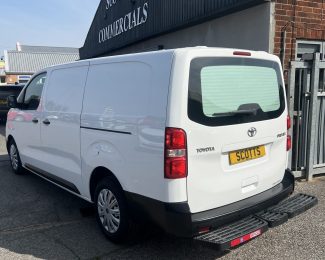 Toyota Proace 2.0 Turbo D 120 Icon TailGate LWB