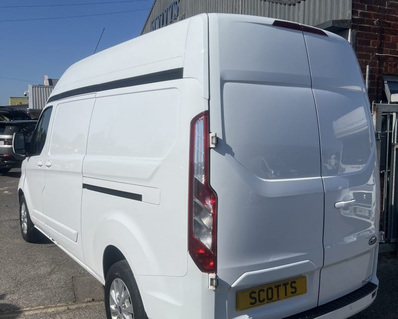 Ford Transit Custom 2.0 EcoBlue 130ps High Roof L2H2 Limited Van