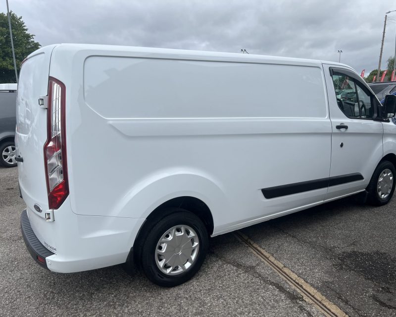 Ford Transit Custom 2.0 EcoBlue 105ps LWB Trend Van