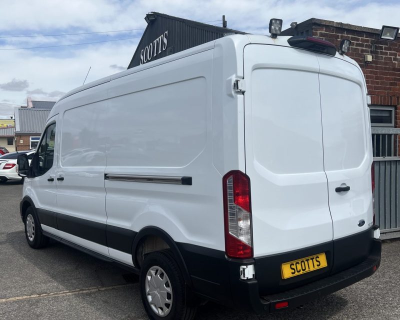 Ford Transit 2.0 EcoBlue 350 L3H2 Trend Van
