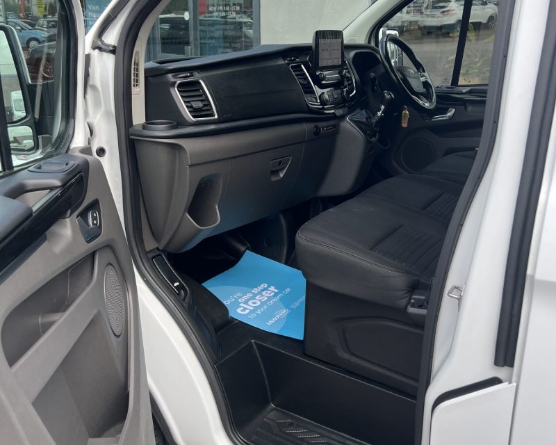 Ford Transit Custom 2.0 EcoBlue 130ps SWB Limited Van