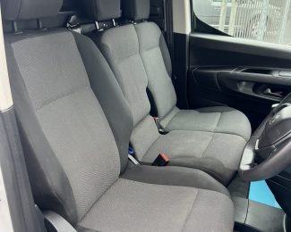 Peugeot Partner 950 1.5 BlueHDi Professional Premium+ LWB Van