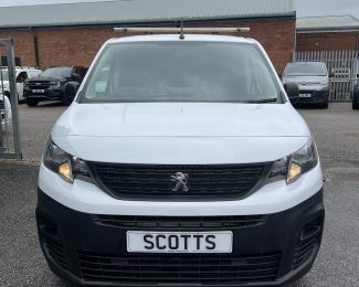 Peugeot Partner 950 1.5 BlueHDi Professional Premium+ LWB Van