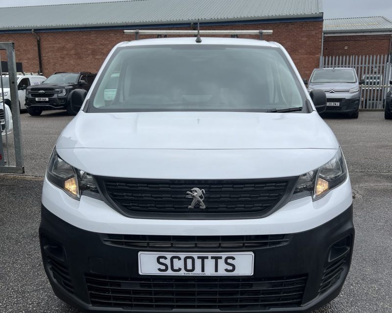 Peugeot Partner 950 1.5 BlueHDi Professional Premium+ LWB Van