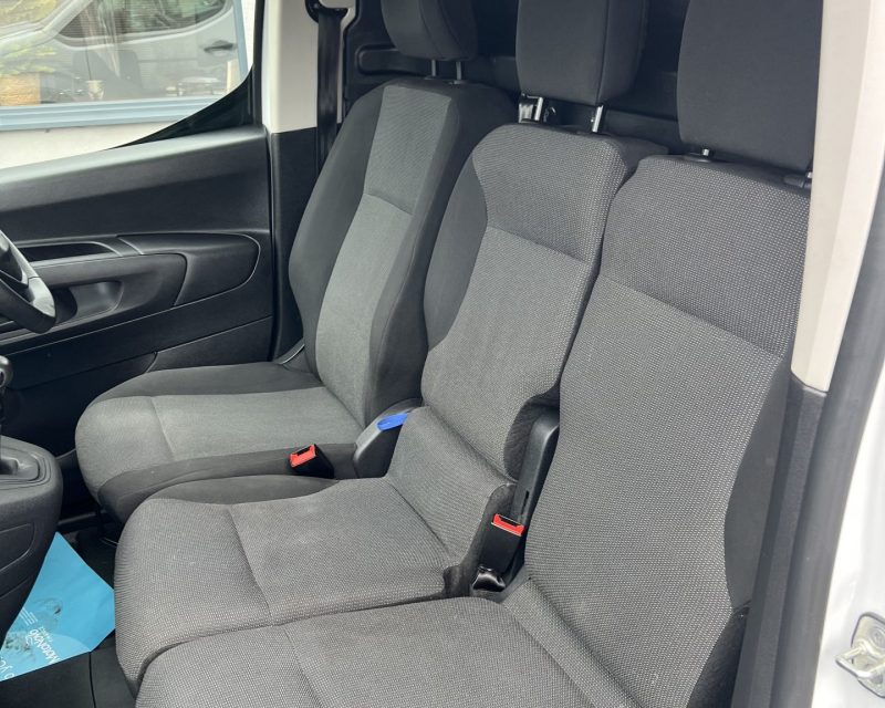 Peugeot Partner 950 1.5 BlueHDi Professional Premium+ LWB Van
