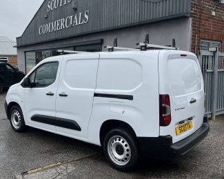 Peugeot Partner 950 1.5 BlueHDi Professional Premium+ LWB Van
