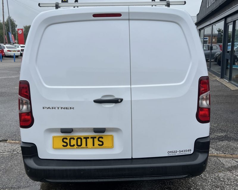 Peugeot Partner 950 1.5 BlueHDi Professional Premium+ LWB Van