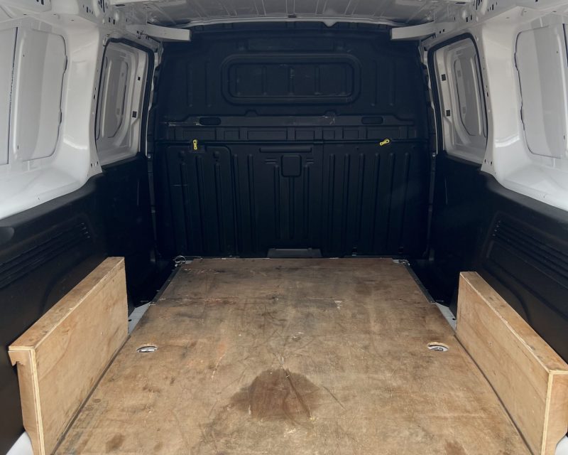 Peugeot Partner 950 1.5 BlueHDi Professional Premium+ LWB Van