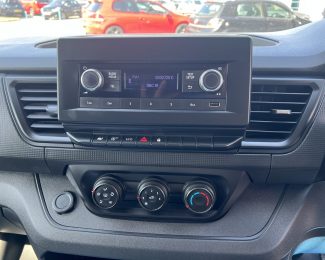 Renault Trafic SL28 2.0 dCi 130 Business SWB Van