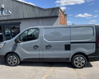Renault Trafic SL28 2.0 dCi 130 Business SWB Van