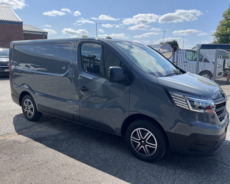 Renault Trafic SL28 2.0 dCi 130 Business SWB Van