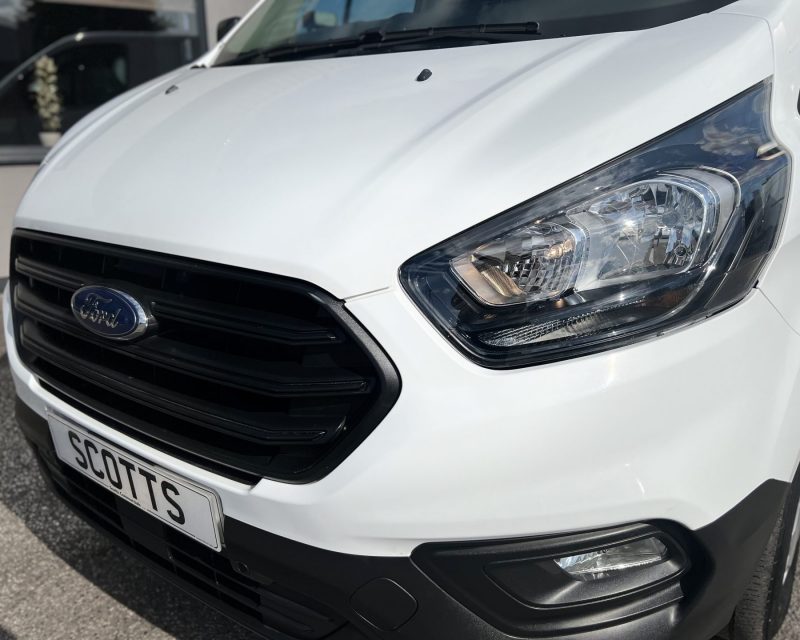 Ford Transit Custom 2.0 EcoBlue 105ps SWB Van