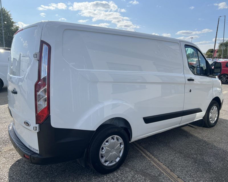 Ford Transit Custom 2.0 EcoBlue 105ps SWB Van