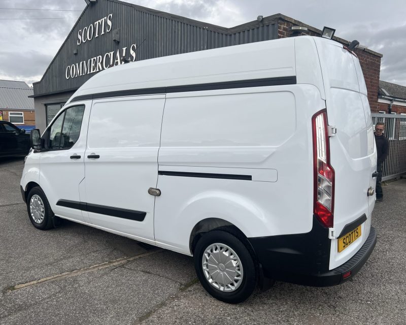 Ford Transit Custom 2.0 EcoBlue High Roof L2H2