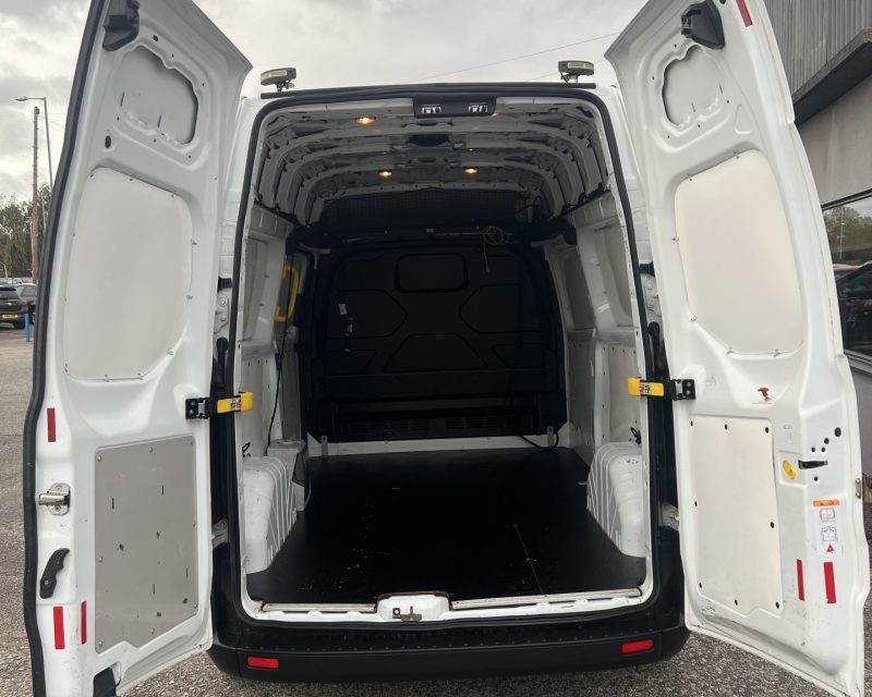 Ford Transit Custom 2.0 EcoBlue High Roof L2H2