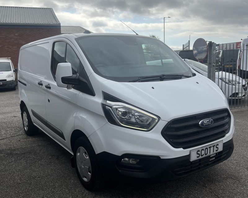 Ford Transit Custom 2.0 EcoBlue Trend SWB