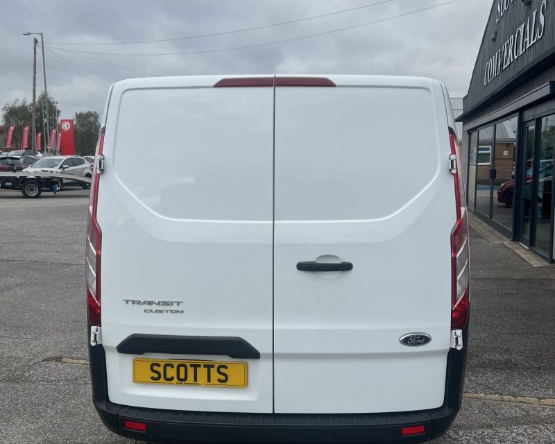 Ford Transit Custom 2.0 EcoBlue Trend SWB