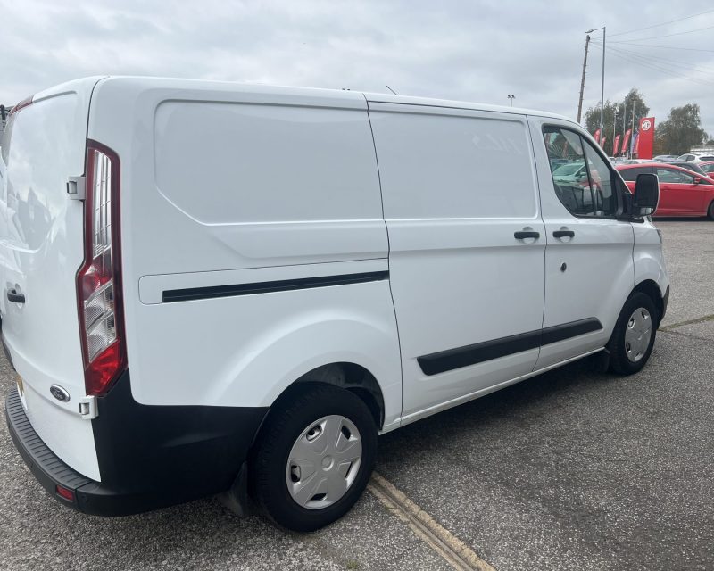 Ford Transit Custom 2.0 EcoBlue Trend SWB