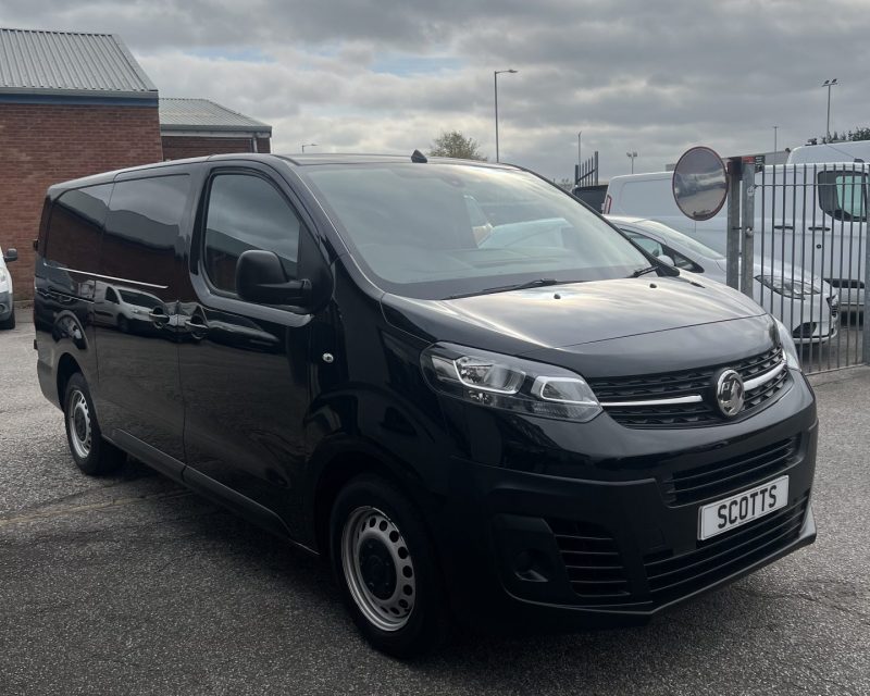 Vauxhall Vivaro 2.0 Turbo D 3100 Prime 145ps LWB