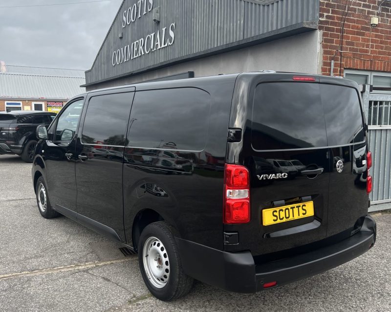 Vauxhall Vivaro 2.0 Turbo D 3100 Prime 145ps LWB