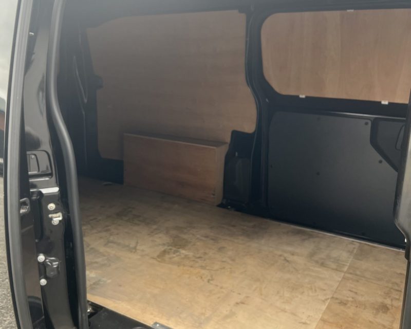 Vauxhall Vivaro 2.0 Turbo D 3100 Prime 145ps LWB