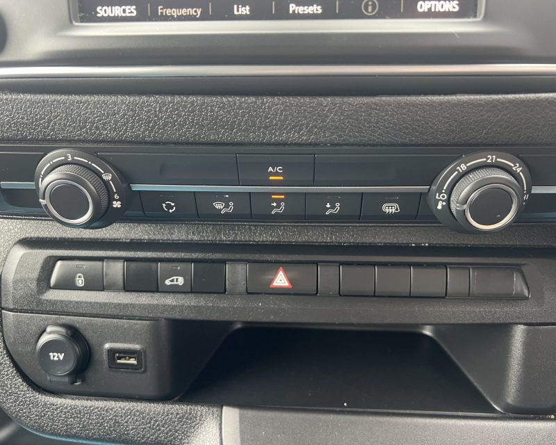 Vauxhall Vivaro 2.0 Turbo D 3100 Prime 145ps LWB