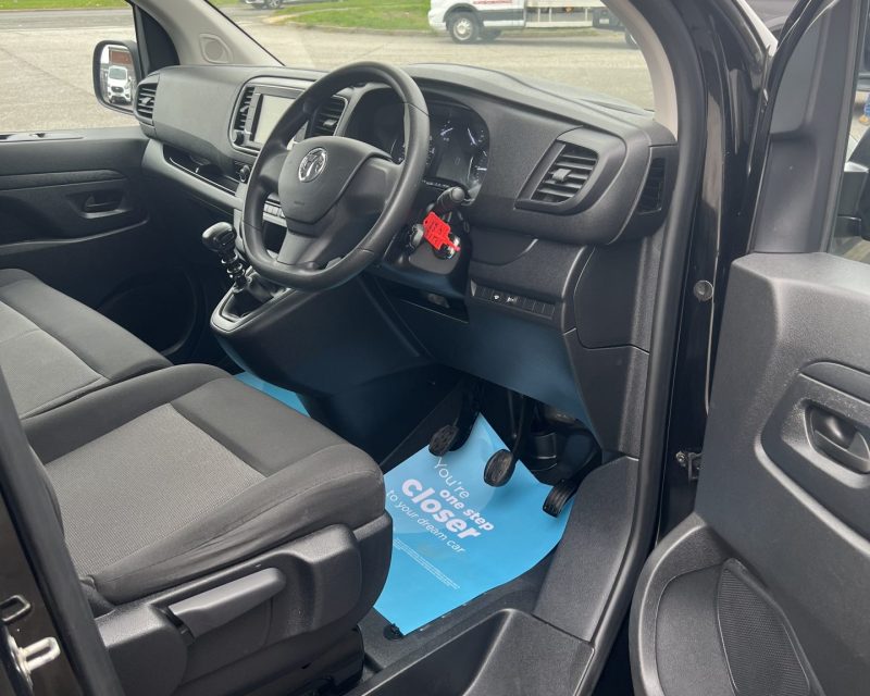 Vauxhall Vivaro 2.0 Turbo D 3100 Prime 145ps LWB