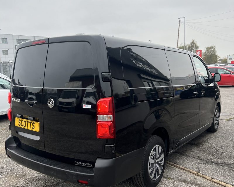 Vauxhall Vivaro 2.0 Turbo D 3100 Prime 145ps LWB