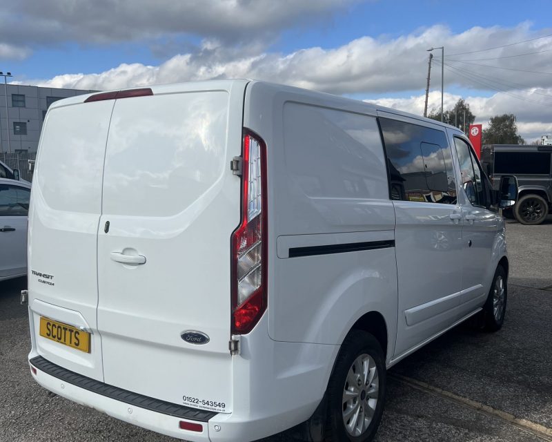 FORD TRANSIT CUSTOM 2.0 EcoBlue 130ps D/Cab SWB Limited Van