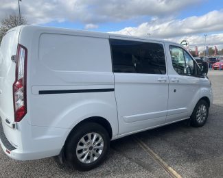 FORD TRANSIT CUSTOM 2.0 EcoBlue 130ps D/Cab SWB Limited Van