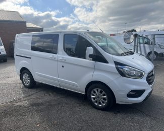 FORD TRANSIT CUSTOM 2.0 EcoBlue 130ps D/Cab SWB Limited Van