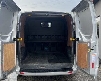 Ford Transit Custom Crewvan 2.0 EcoBlue 320 130ps Limited SWB