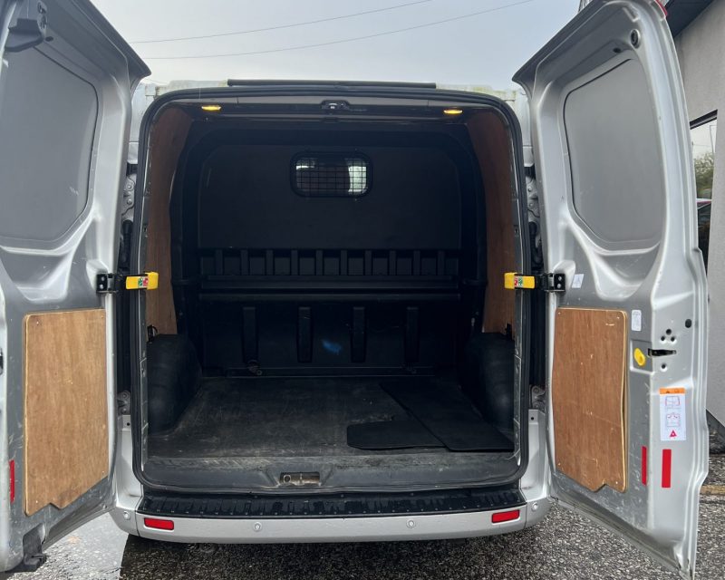 Ford Transit Custom Crewvan 2.0 EcoBlue 320 130ps Limited SWB