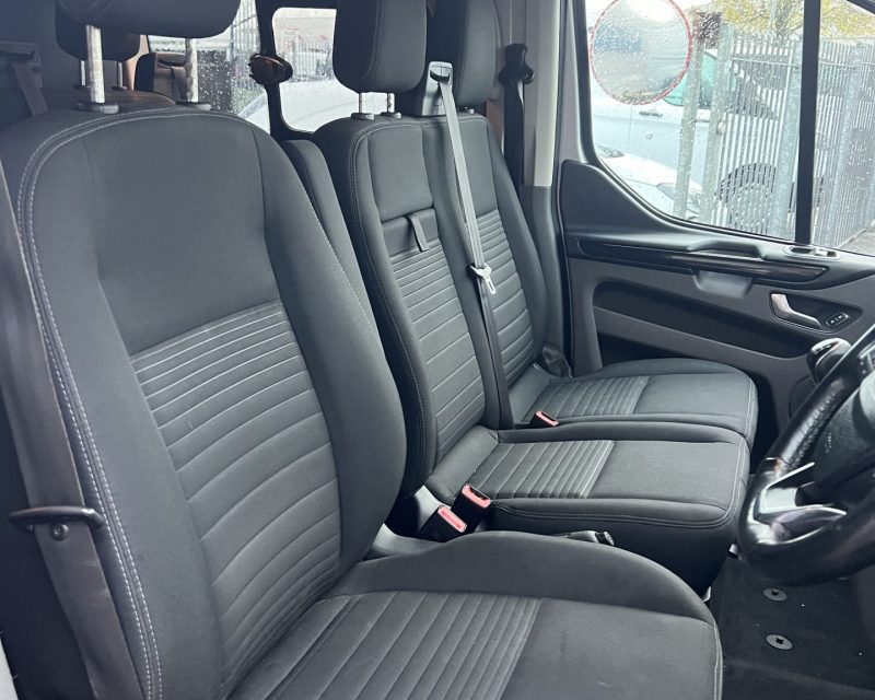 Ford Transit Custom Crewvan 2.0 EcoBlue 320 130ps Limited SWB