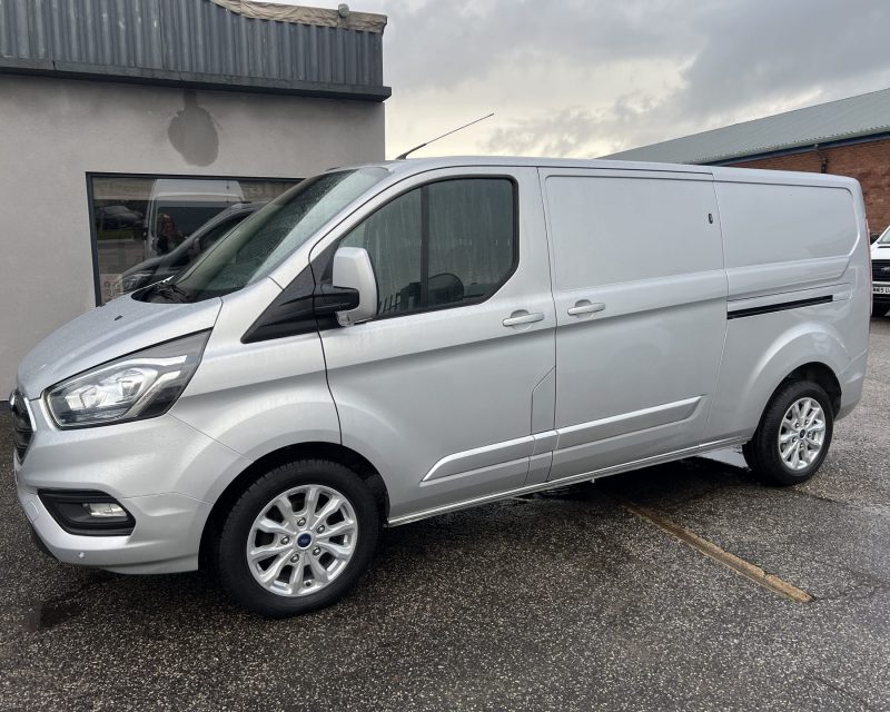 Ford Transit Custom 2.0 EcoBlue 320 130ps Limited LWB