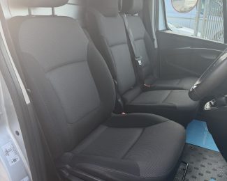 Renault Trafic 2.0 Blue dCi LL30 130 Business+ LWB