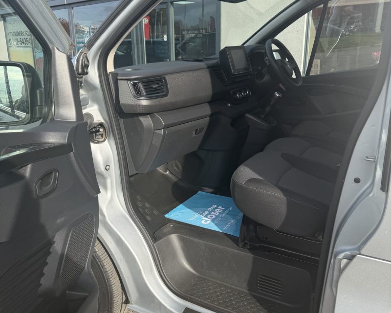 Renault Trafic 2.0 Blue dCi LL30 130 Business+ LWB