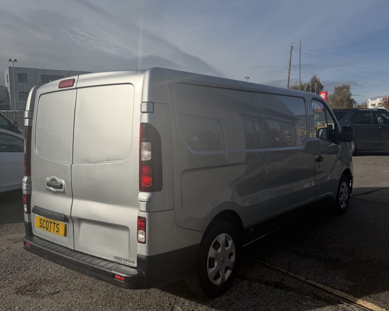 Renault Trafic 2.0 Blue dCi LL30 130 Business+ LWB