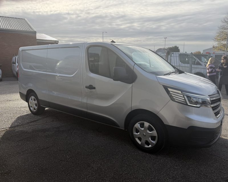 Renault Trafic 2.0 Blue dCi LL30 130 Business+ LWB