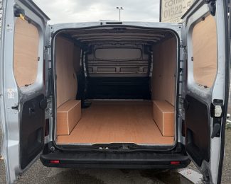 Renault Trafic 2.0 Blue dCi LL30 130 Business+ LWB