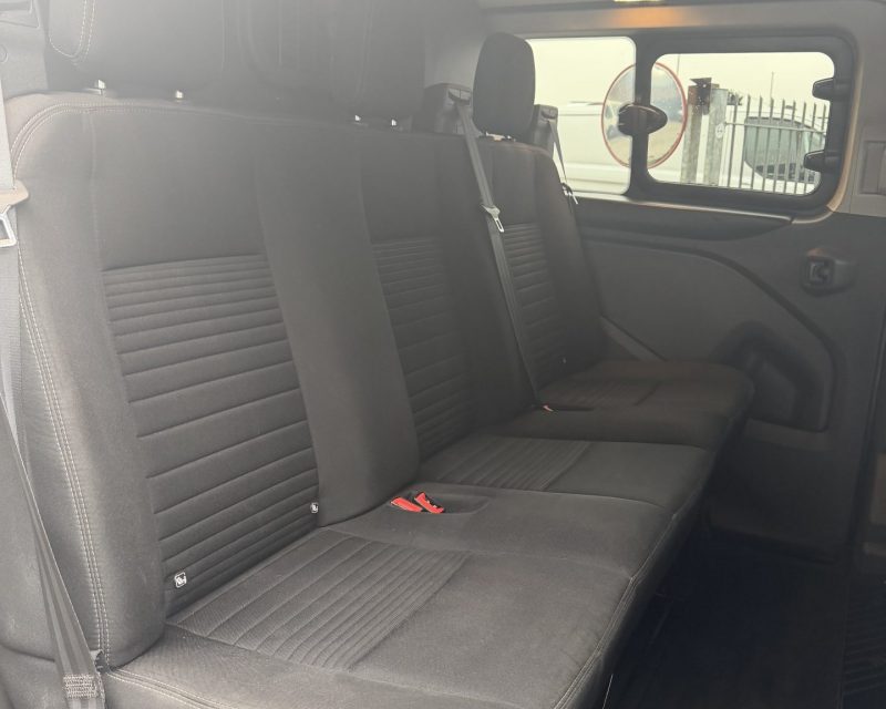 Ford Transit Custom 2.0 EcoBlue Crewvan Limited 130 LWB